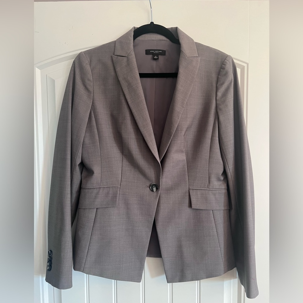 Gray Ann Taylor pant suit